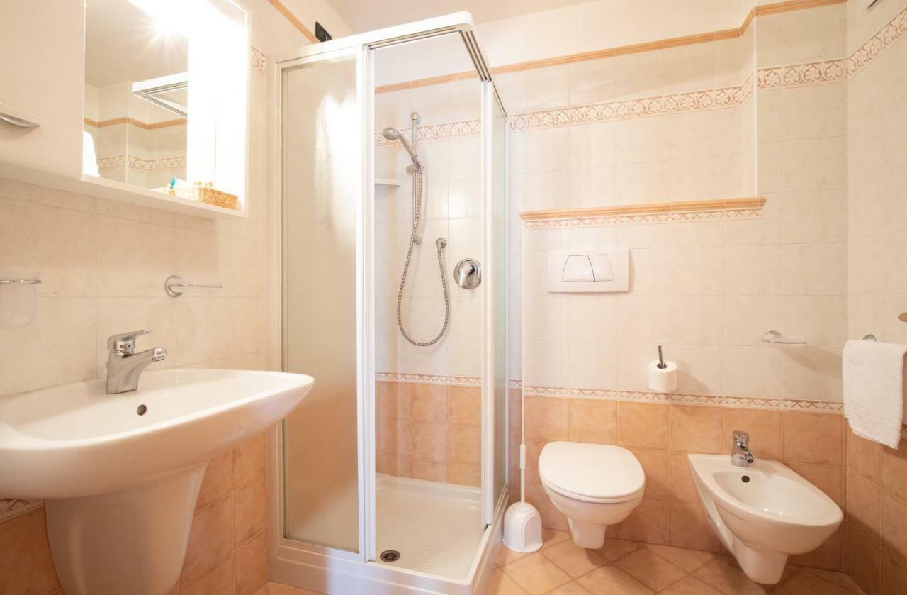 Hotel Siror Fiera Di Primiero Esterno foto